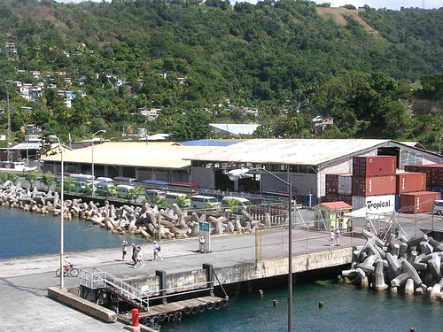 shipping containers port